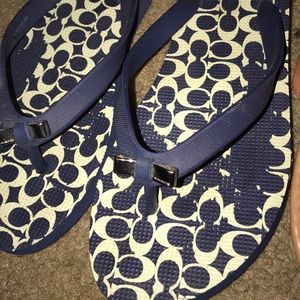 Coach Flip flops